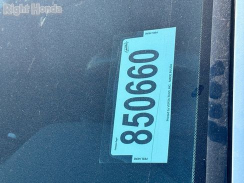 Certified 2025 Honda Odyssey Touring image 10