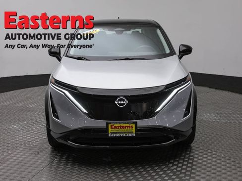 Used 2023 Nissan Ariya FWD image 2
