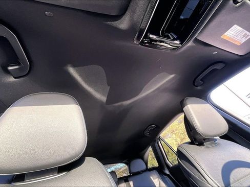 Certified 2026 Mercedes-Benz GLC 300 4MATIC image 17