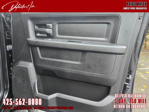 Used 2018 RAM 3500 Tradesman w/ Chrome Appearance Group image 24