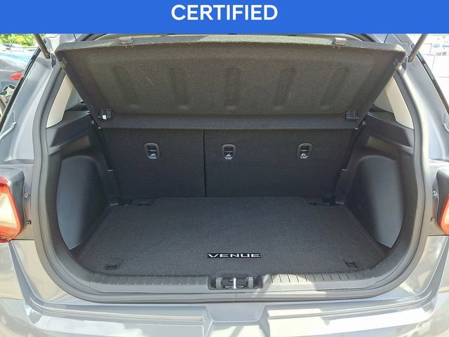 Certified 2023 Hyundai Venue SE FWD image 30