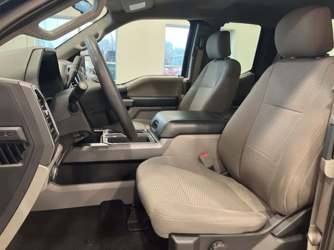Used 2018 Ford F150 XLT image 11
