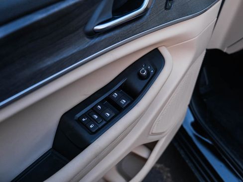 New 2025 Jeep Grand Cherokee Limited w/ Trailer Tow Package image 18