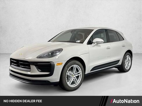 Certified 2025 Porsche Macan AWD/4WD image 1