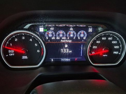 Used 2021 Chevrolet Suburban High Country AWD/4WD image 16