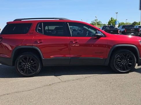 Used 2023 GMC Acadia SLT w/ Elevation Edition AWD/4WD image 9