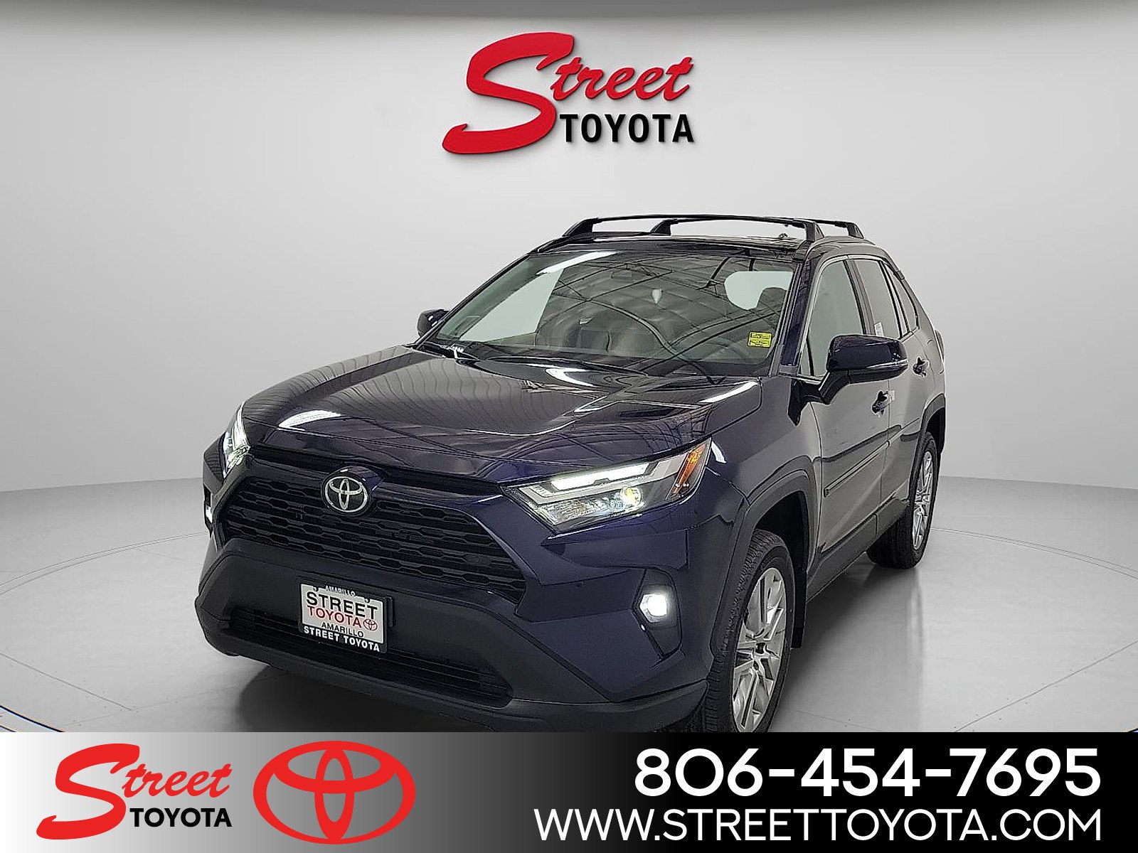 Used 2025 Toyota RAV4 XLE Premium w/ Weather Package FWD image 1