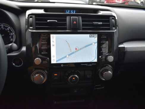 Used 2021 Toyota 4Runner Venture w/ Moonroof Package image 25