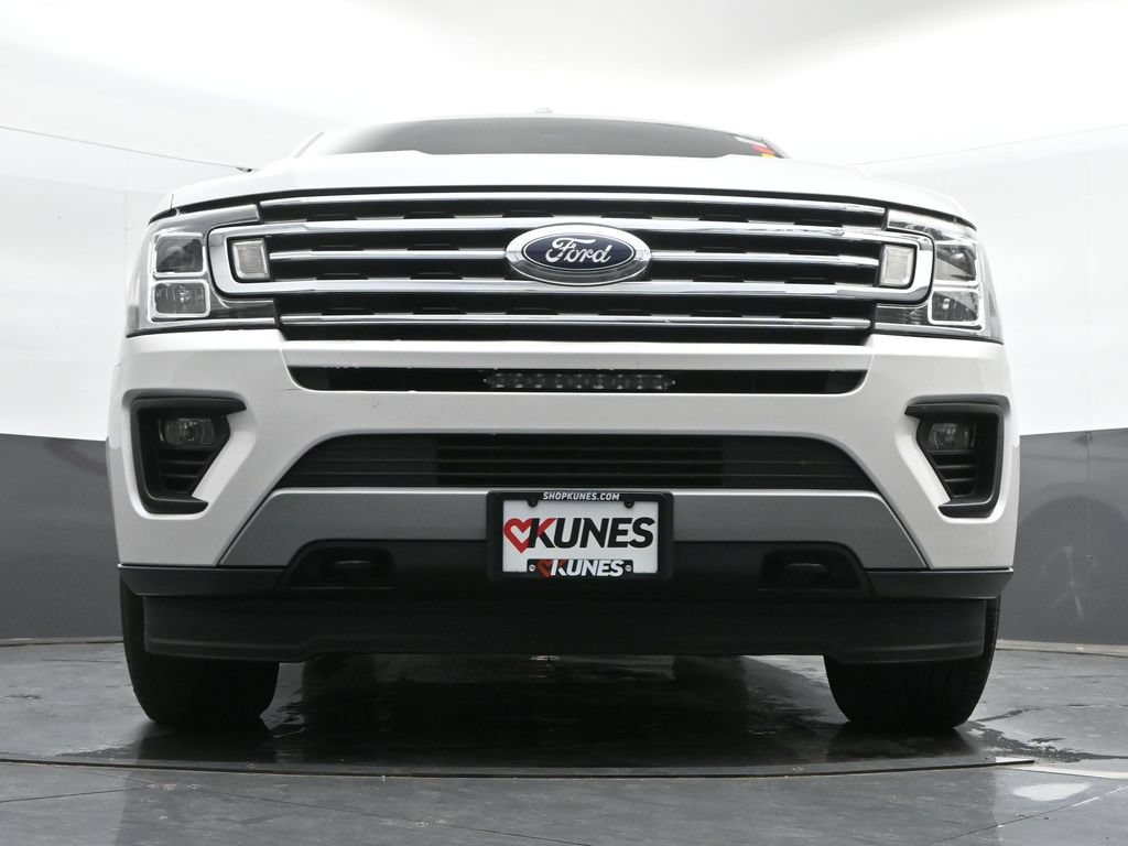 Used 2019 Ford Expedition Max XLT w/ Cargo Package AWD/4WD image 44
