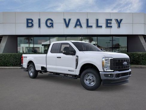 New 2026 Ford F250 XL w/ XL Chrome Package image 7