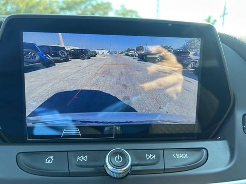 Used 2021 Chevrolet Blazer LT image 14