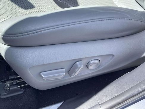 Used 2021 Toyota Highlander Platinum AWD/4WD image 16