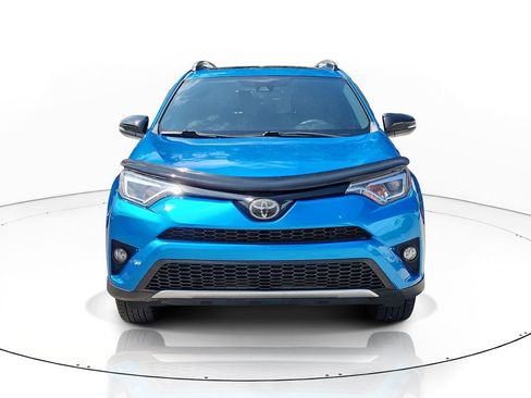 Used 2017 Toyota RAV4 SE AWD/4WD image 2