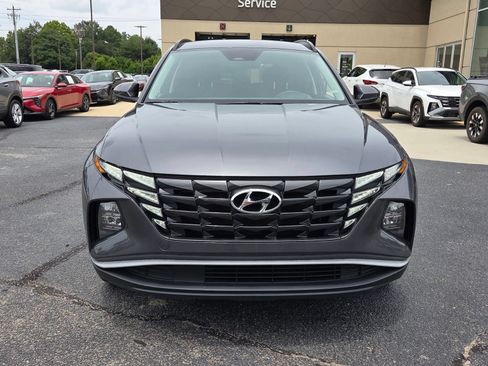 Used 2024 Hyundai Tucson SEL FWD image 2