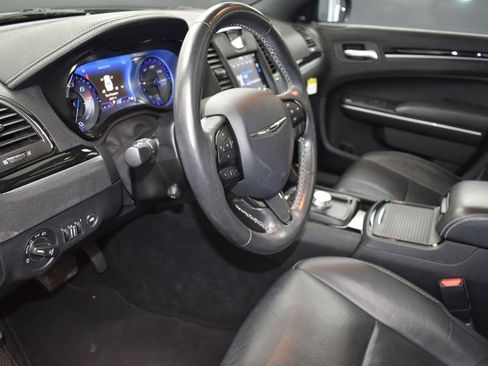 Used 2020 Chrysler 300 S w/ 300S Premium Group image 12