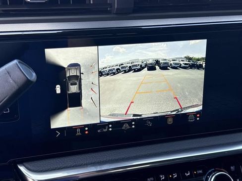 Used 2024 GMC Sierra 2500 Denali w/ Denali Reserve Package AWD/4WD image 21