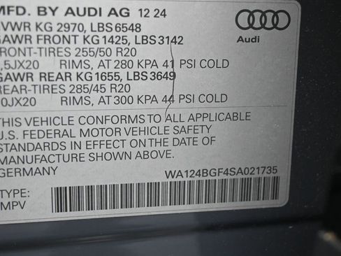 Used 2025 Audi Q6 e-tron Premium Plus w/ Premium Plus AWD/4WD image 13