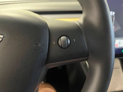 Used 2020 Tesla Model 3 Standard Range Plus RWD image 26
