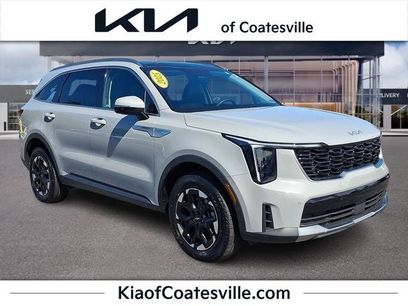 Certified 2025 Kia Sorento S w/ Panoramic Sunroof Package