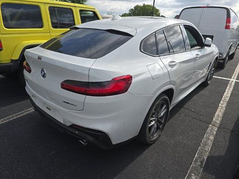 Used 2021 BMW X4 xDrive30i w/ M Sport Package AWD/4WD image 4