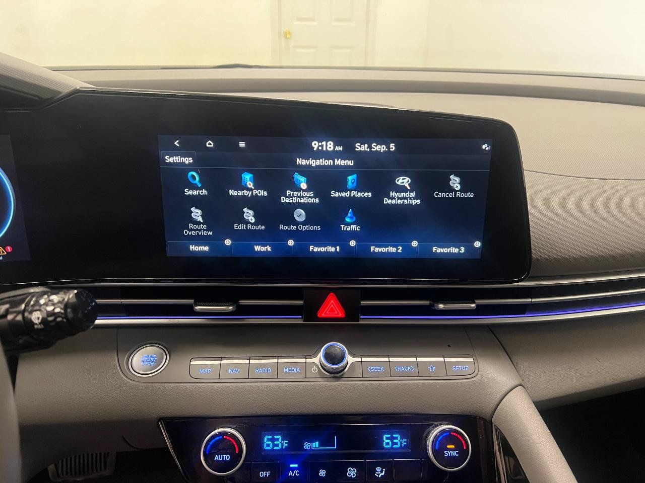 Used 2025 Hyundai Elantra SEL FWD image 35