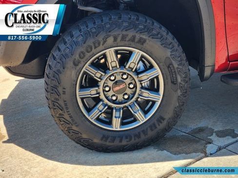 Used 2025 GMC Sierra 1500 AT4X AWD/4WD image 13