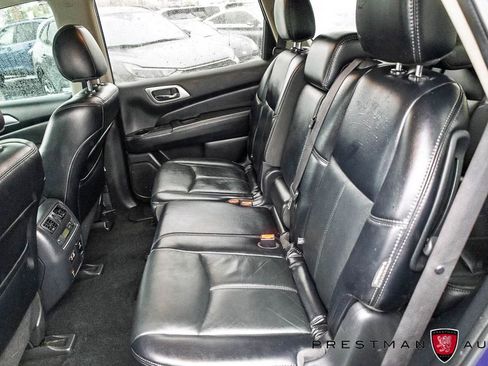 Used 2020 Nissan Pathfinder SL FWD image 37