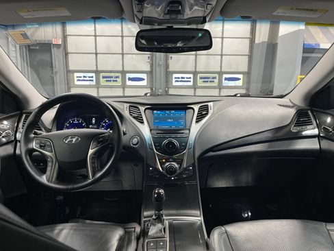Used 2013 Hyundai Azera w/ Technology Pkg FWD image 34