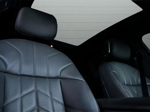 Used 2024 BMW i7 eDrive50 w/ M Sport Package image 79