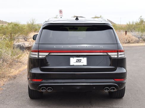 Used 2020 Lincoln Aviator Grand Touring w/ Equipment Group 302A AWD/4WD image 4