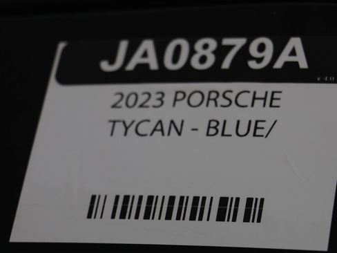 Used 2023 Porsche Taycan image 37