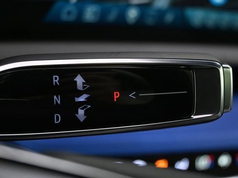 New 2025 Cadillac Optiq Sport 1 image 29