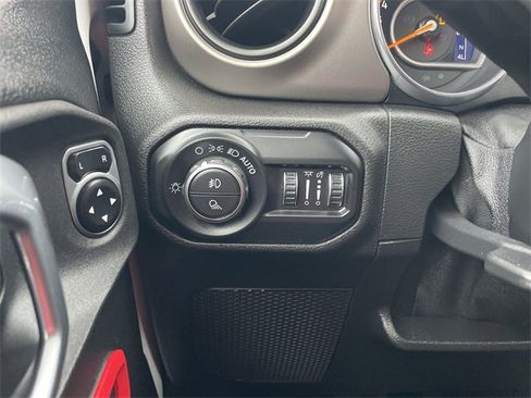 Used 2021 Jeep Gladiator Sport image 34