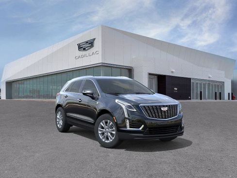 New 2025 Cadillac XT5 Luxury FWD image 26