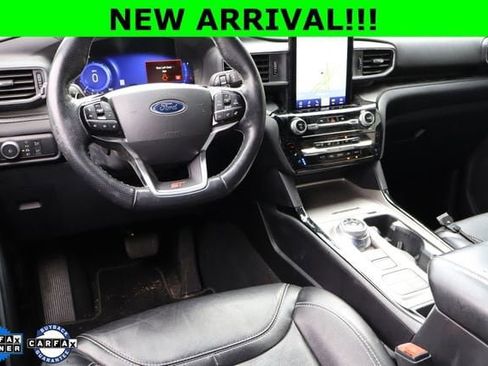 Used 2022 Ford Explorer ST w/ Equipment Group 401A RWD image 5