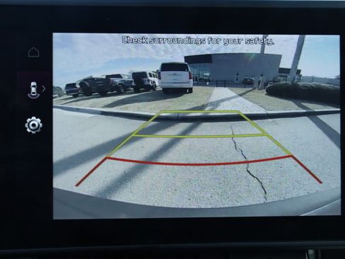 Used 2025 Kia Sportage EX image 38