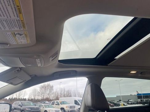 Used 2023 Nissan Murano Platinum image 17