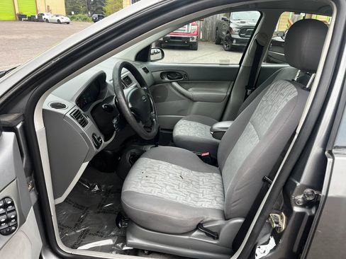 Used 2005 Ford Focus S image 9