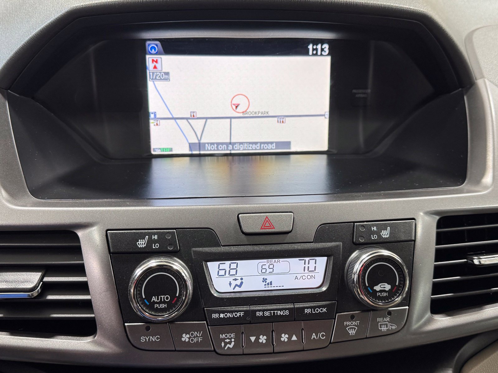 Used 2014 Honda Odyssey Touring image 28