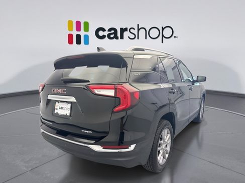 Used 2024 GMC Terrain SLT AWD/4WD image 5