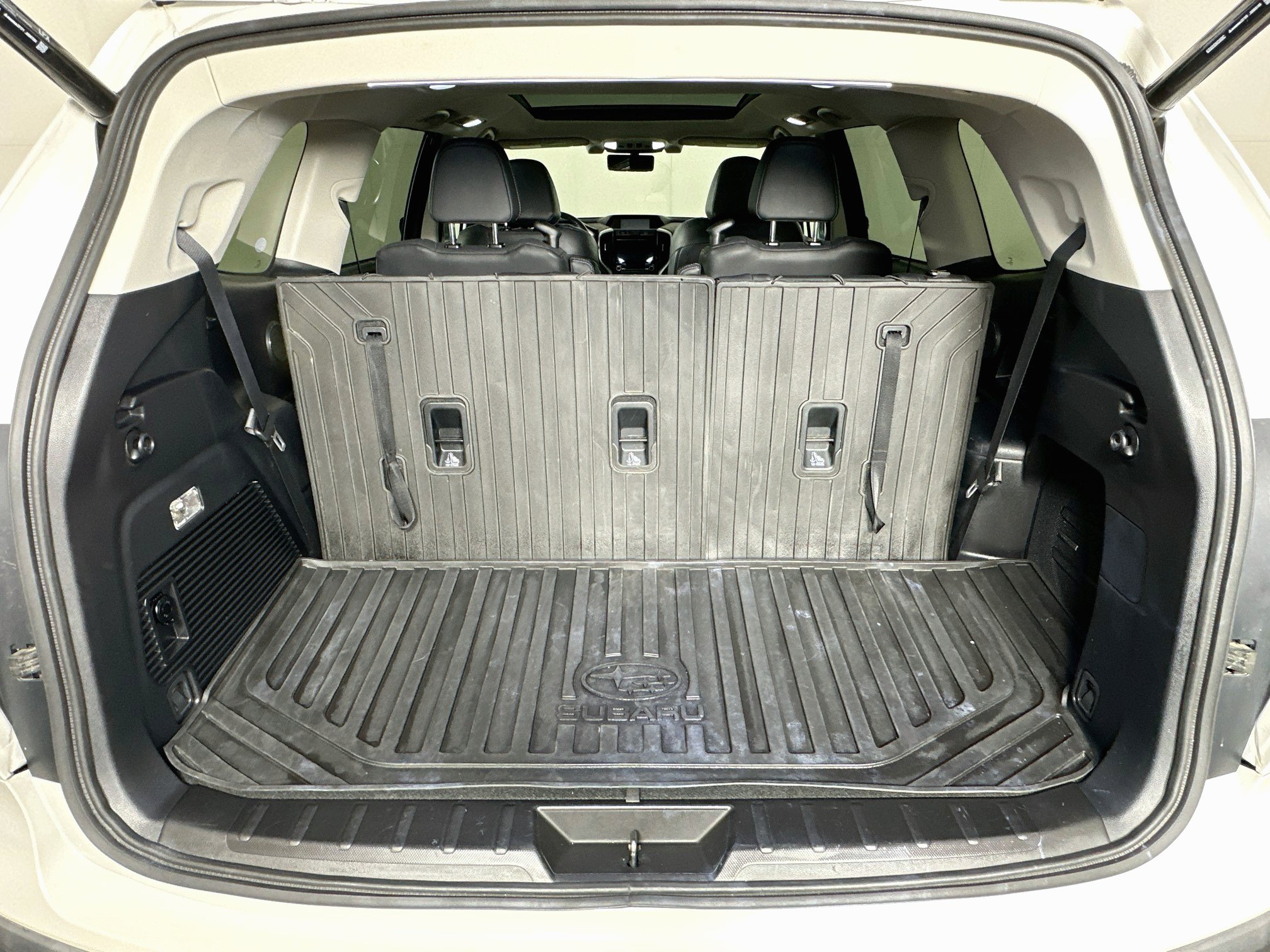 Used 2022 Subaru Ascent Touring AWD/4WD image 31