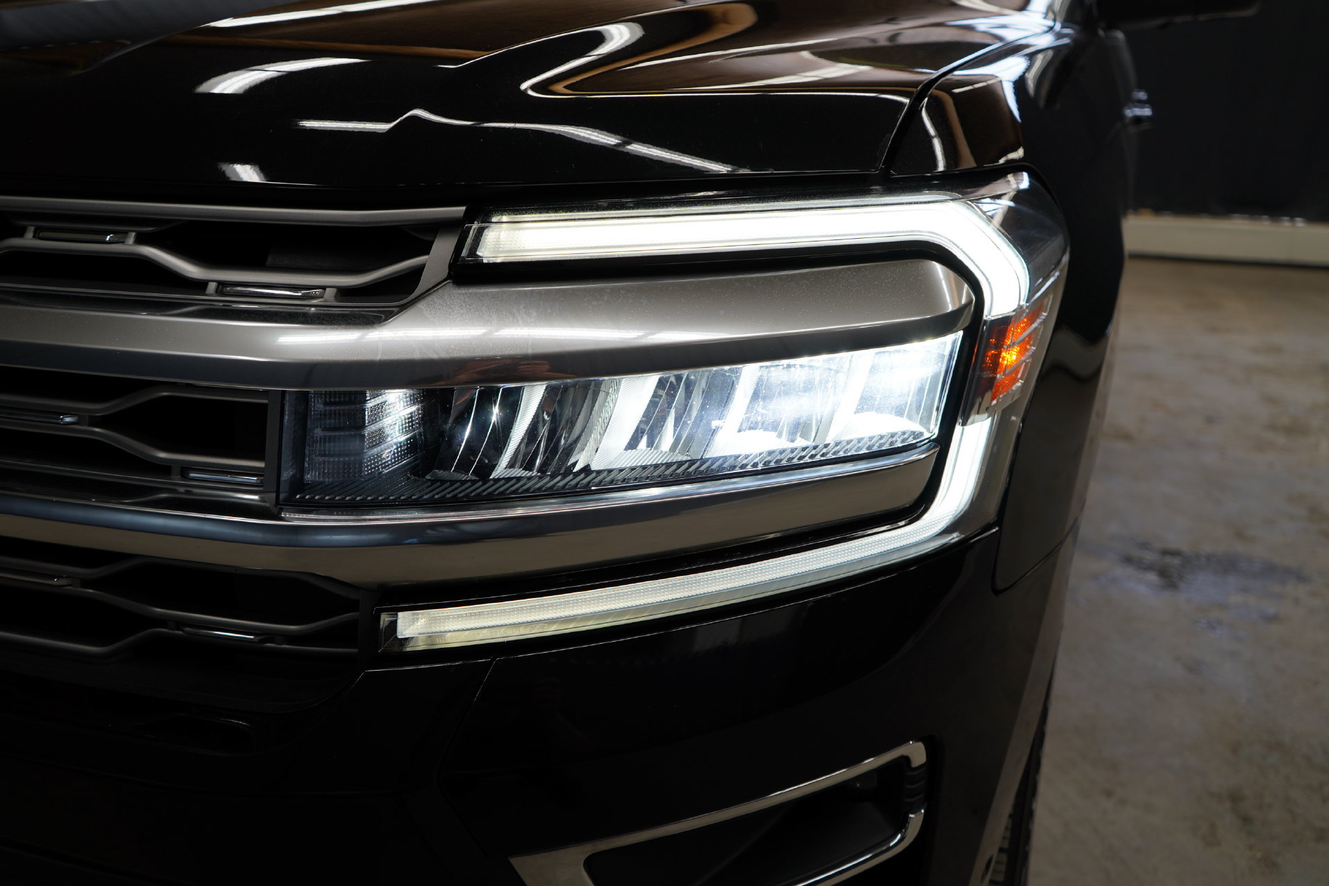 Used 2024 Ford Expedition Max Platinum AWD/4WD image 66