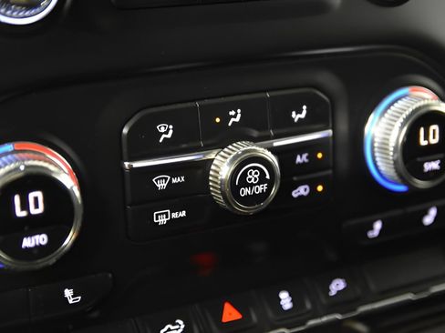 Used 2020 GMC Sierra 1500 SLT image 19