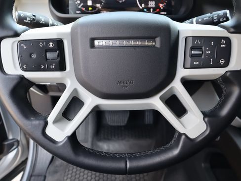 Used 2024 Land Rover Defender 130 X-Dynamic SE AWD/4WD image 12