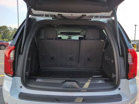 New 2026 GMC Yukon Denali w/ Denali Reserve Package AWD/4WD image 6