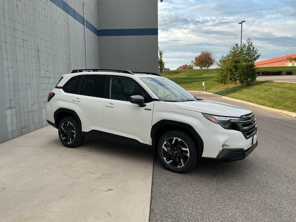 New 2026 Subaru Forester Touring AWD/4WD image 15