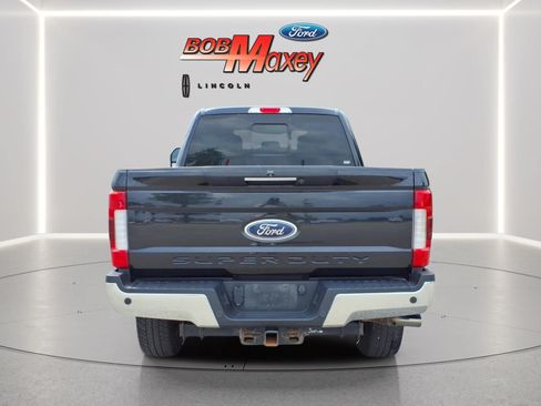 Used 2019 Ford F250 Lariat w/ Lariat Ultimate Package AWD/4WD image 6