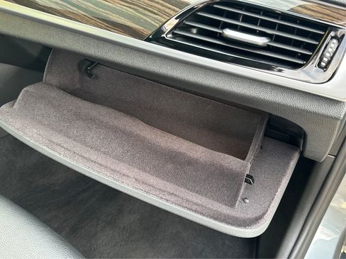 Used 2019 BMW 540i xDrive image 38