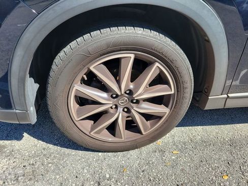 Used 2018 MAZDA CX-5 Touring w/ Preferred Equipment Package image 4