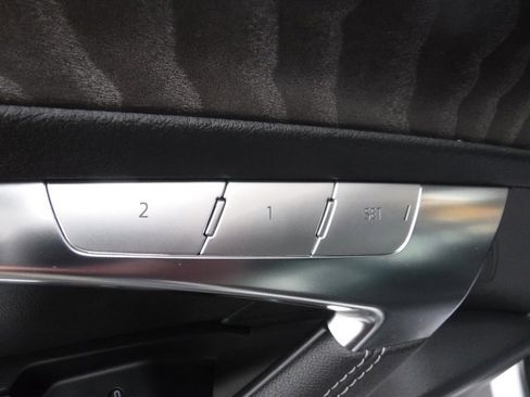 Used 2024 Audi A6 Premium Plus image 16